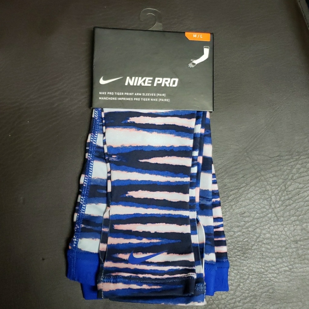 Nike Pro Arm Sleeves M/L